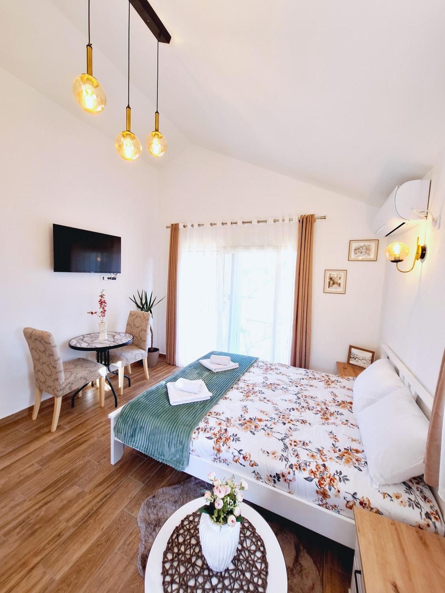 Sunny Side Apartments Rijeka Crnojevića 外观 照片