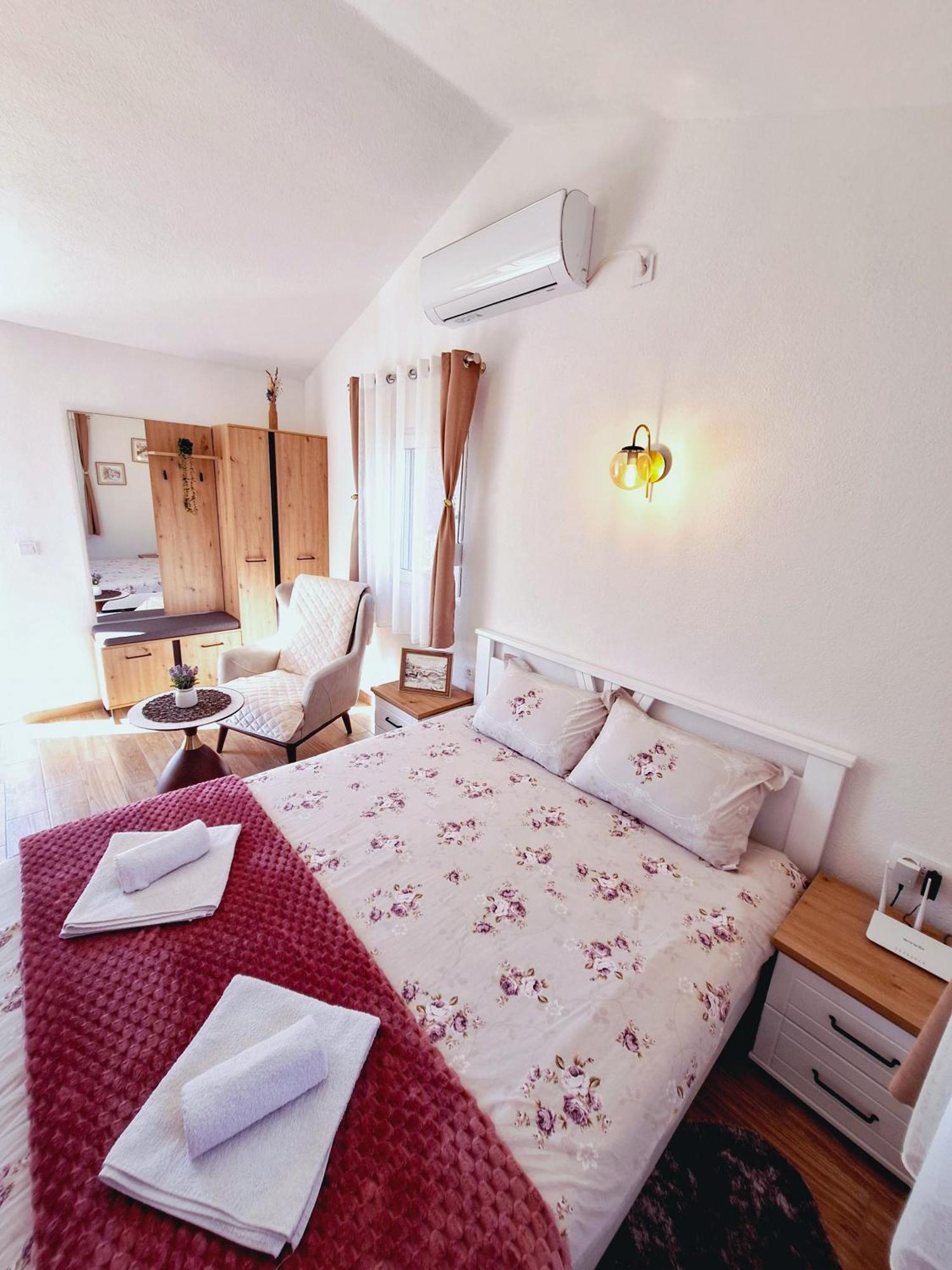Sunny Side Apartments Rijeka Crnojevića 外观 照片